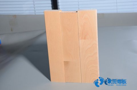 楓樺木運(yùn)動場館木地板廠家報價